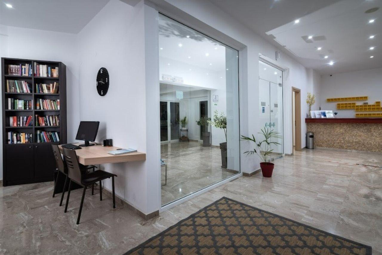 Porto Belissario Hotel Ferma Buitenkant foto